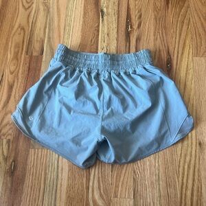Lululemon Grey Hotty Hots. Size 4